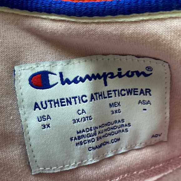 Sweatshirt. Champion. - Picture 8 of 8